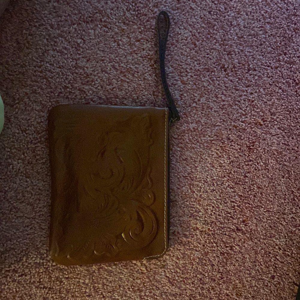 New never used Patricia nash clutch/wristlet